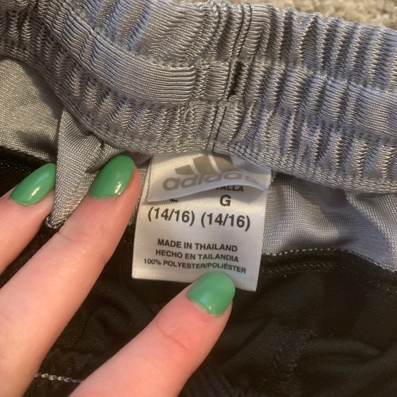 SOLD!!! Adidas basketball shorts - Picture 4 of 4